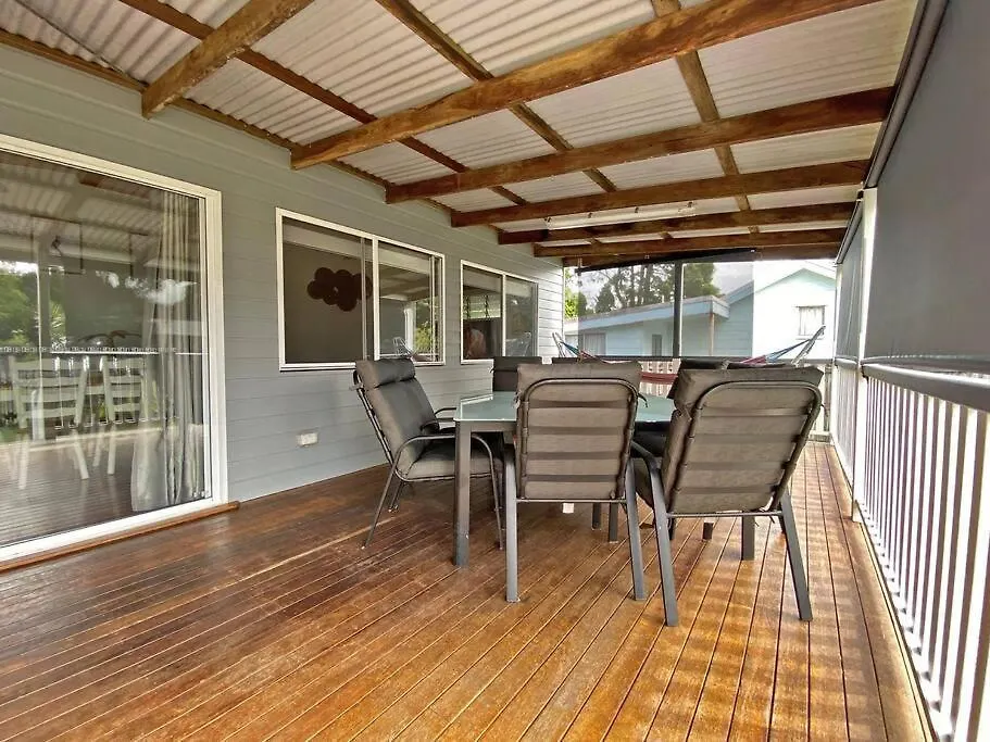 Holiday home Brownies On Birch Villa Amity Point Australia